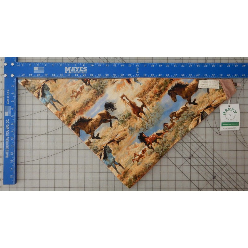 Rogey BANDANA -WILD HORSES