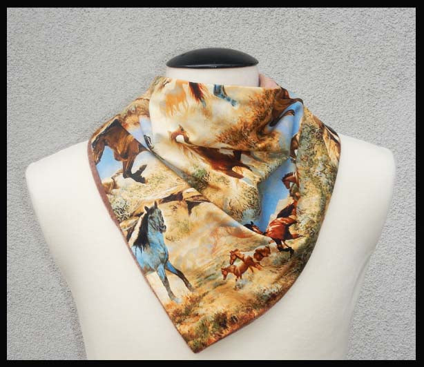 Rogey BANDANA -WILD HORSES